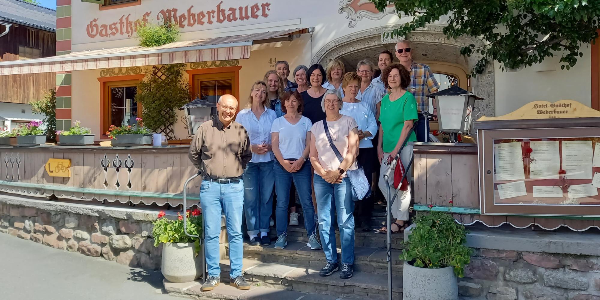Bild zeigt die Gruppe der Wanderexerzitien vom Mai 2026 (c) PastR Andernach - Simone Thomas Bild zeigt die Gruppe der Wanderexerzitien vom Mai 2026